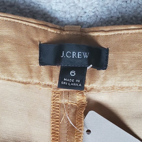 J. Crew Drapey Short in Satin-Faced Linen - Picture 5 of 7